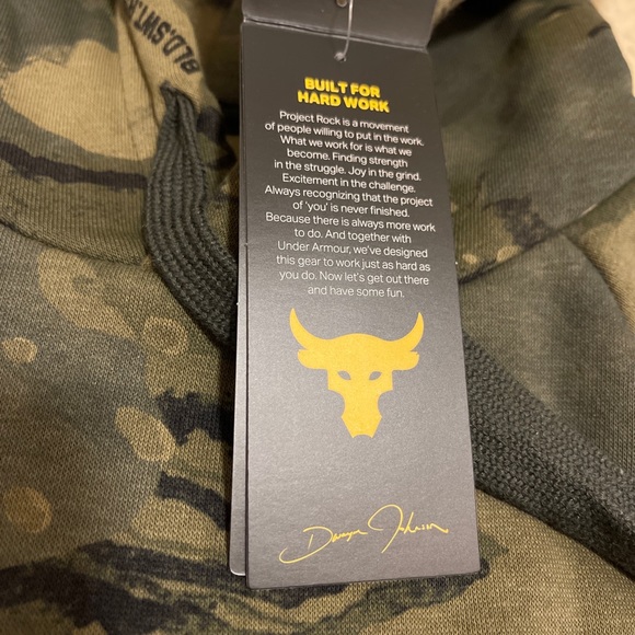 Rare Under Armour Project Rock Veterans Day Camo Flag Patch Hoodie - Picture 6 of 9
